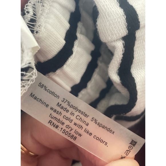 Sundays Striped V-Neck Elastic Waist Romper Jumpsuit Size Large - Picture 5 of 6